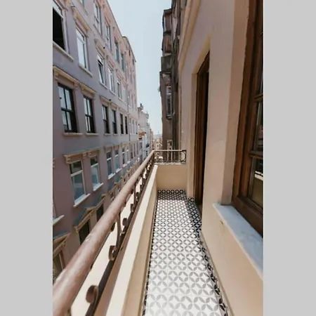 Galadoo 3rd Floor *
